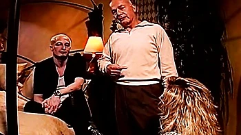 Side chick's amateur action