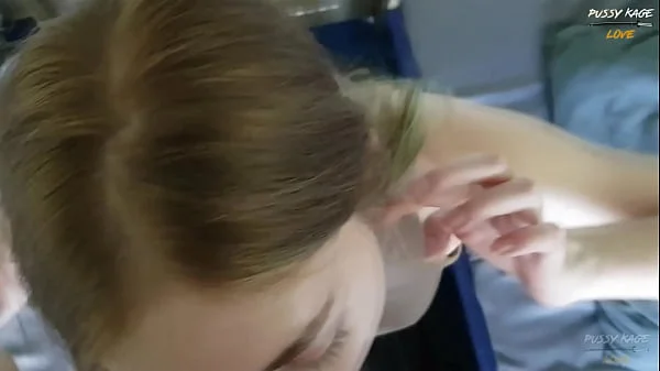 Отпуск Возбужденной Студентки в Поезде. Страстно Накинулась на мой Член и Получила Сперму на Лицо