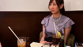 Asiática fofa traída e fodida sem dó