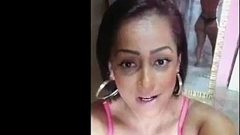 Dadas fetischgroßer Arsch tanzt erotisch