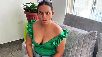 Vecina MILF colombiana follada en POV, eyacula y creampie