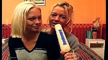 Diana Kaiser: Geile Milf leckt heiß lesbisch