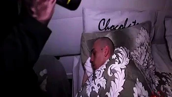 Valentina Palermo wird vom begabten Dieb doggy und Cowgirl gefickt