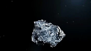 Alexa Tomas se mea y masturba en clip lésbico kinky