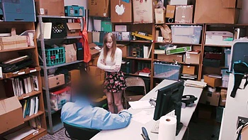 Blonde Dolly Leigh rides cock in reverse cowgirl in the office