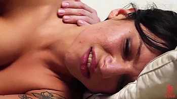 Foda anal BDSM pesada com bondage e pau no cu