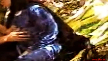 Madre árabe madura follada duro en público