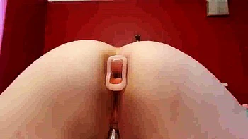 Todo el día con tapón anal: masturbación de culo solo