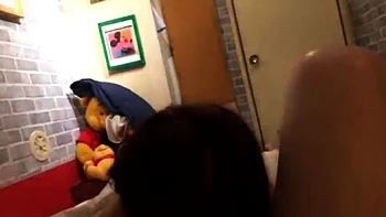 Лина жёстко скачет на корейском любителе