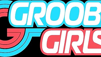 Transexual se masturba sozinha no cu e na buceta