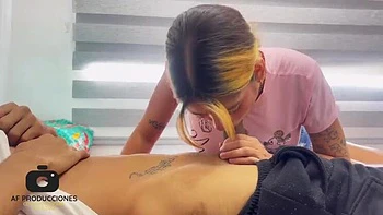 Irmã de consideração Gabriela Wish leva anal e boquete sozinha