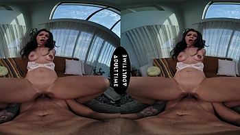 Latina morena Harley Haze folla a su novio Oliver Davis