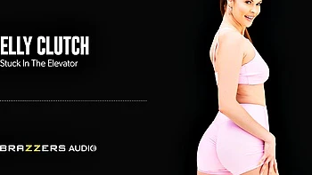 Bailarina de peitões fodida e chupada no elevador