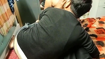 Романтическая мастурбация со сводной сестрой