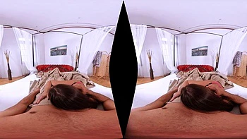 Adirah chupa y monta a horcajadas en VR