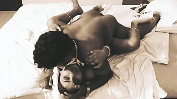 Desi Junge fickt hart mit dreckigem Gerede