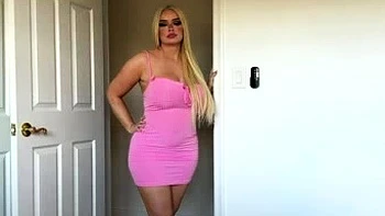 Gold Digger Milf Seduces You Webcam