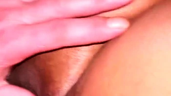 Je baise sa chatte mûre, serrée et grosse