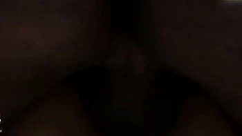 Бразильская звезда ебется анально с большим черным членом