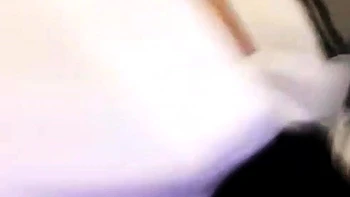 Yui follada duro con juguetes en Periscope