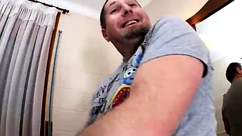 Eris Maximo masturbando hardcore no porno LatinaFever