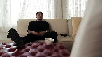 Silvia and Victor's hair-pulling rough standing doggy