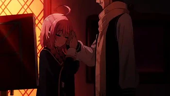 Азиатская MILF ебется голая на публике