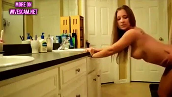 Couple milf chaud : pipe, levrette, cowgirl