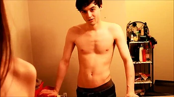 Amateur gros queue: Doggy, Cowgirl & Missionnaire