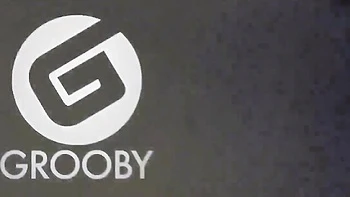 Blonde Transfrau anal und ohne Kondom gefickt