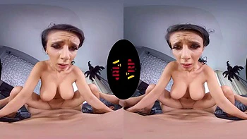 Pute doigtée et baisée chatte : Sucette, cowgirl