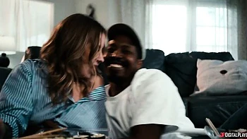 Белая тинейджерша Анна Клэр Клаудс жестко трахнута большим черным членом