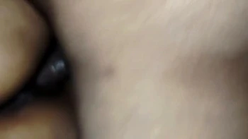 Indische Stiefschwester und Stiefbruder teilen sich das Bett und ficken