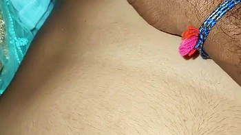 Couple Desi fait maison en levrette