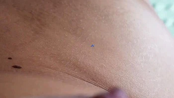 Gigante Sasha com curvas fode homens pequenos por acidente POV