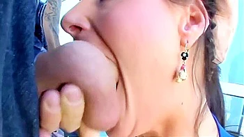 Culo grande moviéndose y follado por atrás