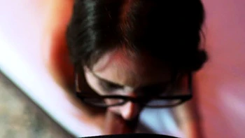 Charly Summer: casal casado em trio com amiga, boquete e doggy