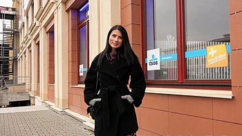 Nicole Black es follada por su novio de cabello largo