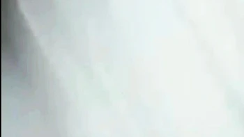 Sexy reina colombiana se masturba en POV