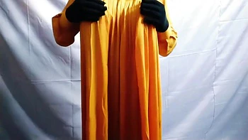 Indiana hijabi Nadiya se fode sozinha