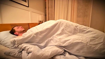 Großer Schwanzhunger am Morgen: Amateur Paar Blasen und Doggy