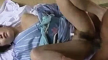 Японская азиатка трахнута в киску