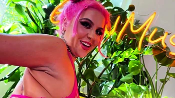 Tattooed Luna Legend Is A Legendary Fucker