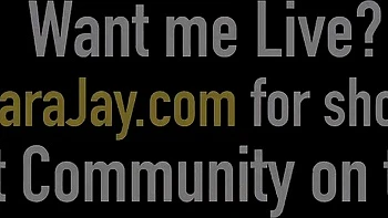 La pequeña Tinslee Reagan follada en 4 con mamadas