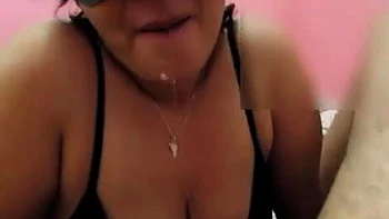 Грязный минет с кончей в рот