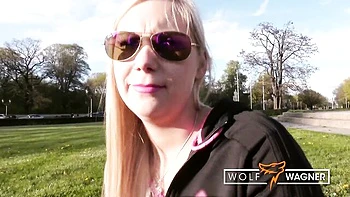 Lena Nitros deutscher POV-Arschfick