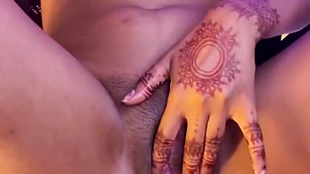 Long Didstance Sex , Friend Showed Her Naked Body On Video Call For The First Time And Is Do Hard Fingering