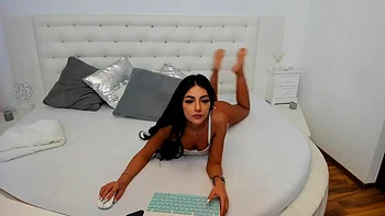 Iam-Joy reizt mit großen Titten, Amateur Babe solo