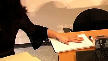 Jessy adolescente amadora se masturba com brinquedos POV