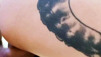 Amateur tchèque se masturbe hardcore avec ses jouets